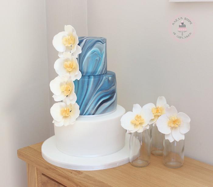 Marble wedding cake 