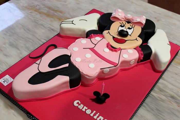 Minnie Cake