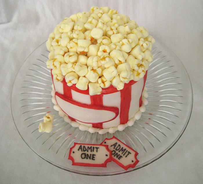 Mini Popcorn Cake