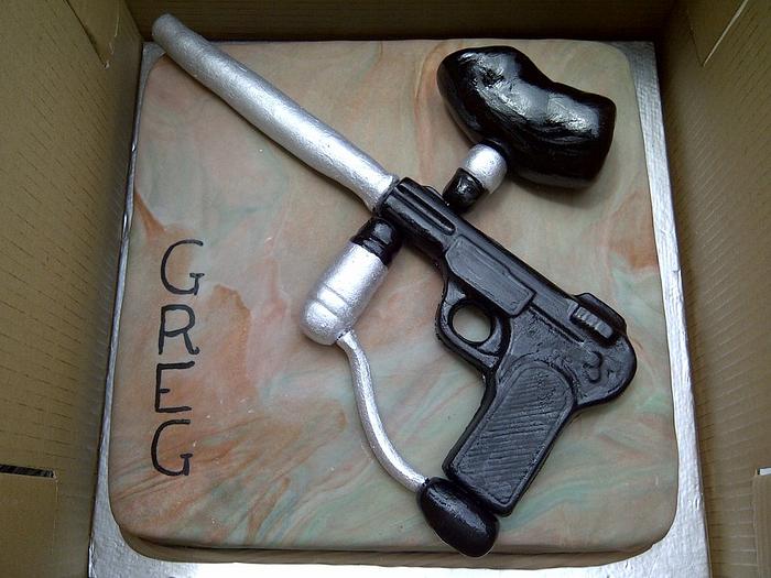 Paintball cake with camouflage interior