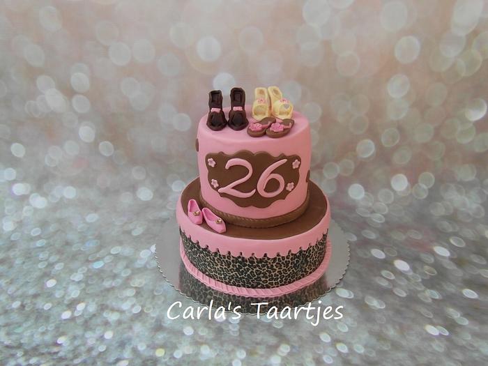 small shoes cake