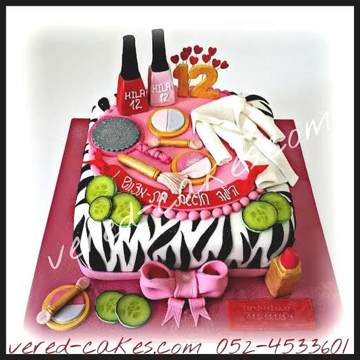 Spa and make-up B-day party cake