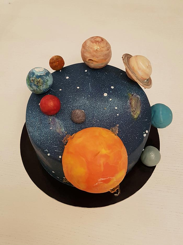 Planets cake - Decorated Cake by cakeSophia - CakesDecor