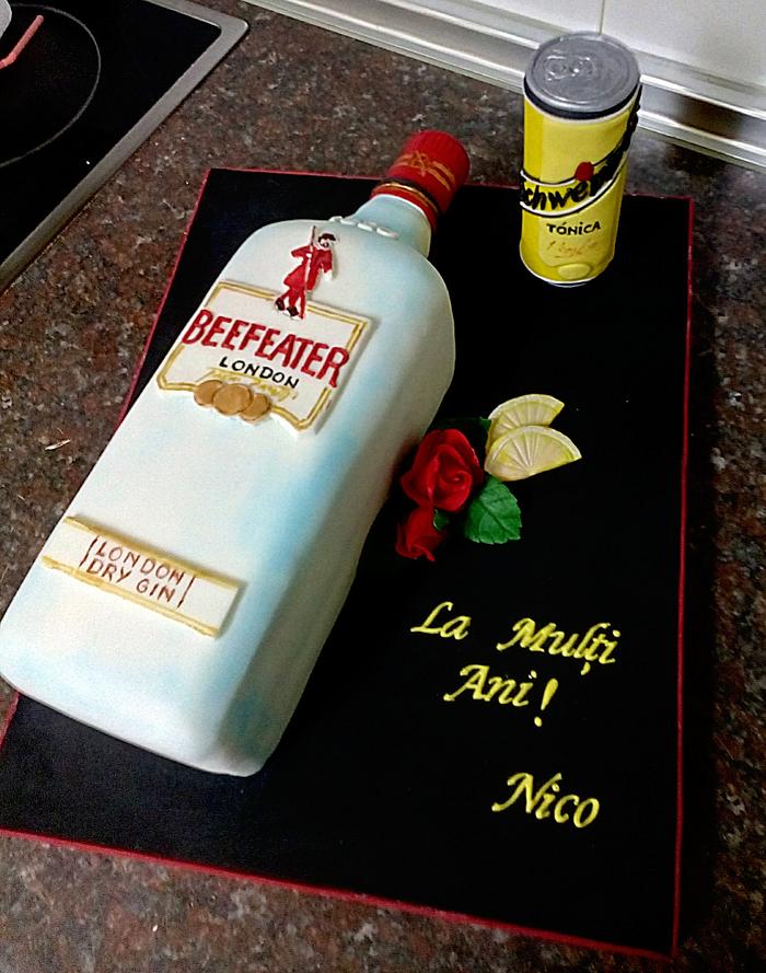 BEEFEATER  BOTTLE'S CAKE