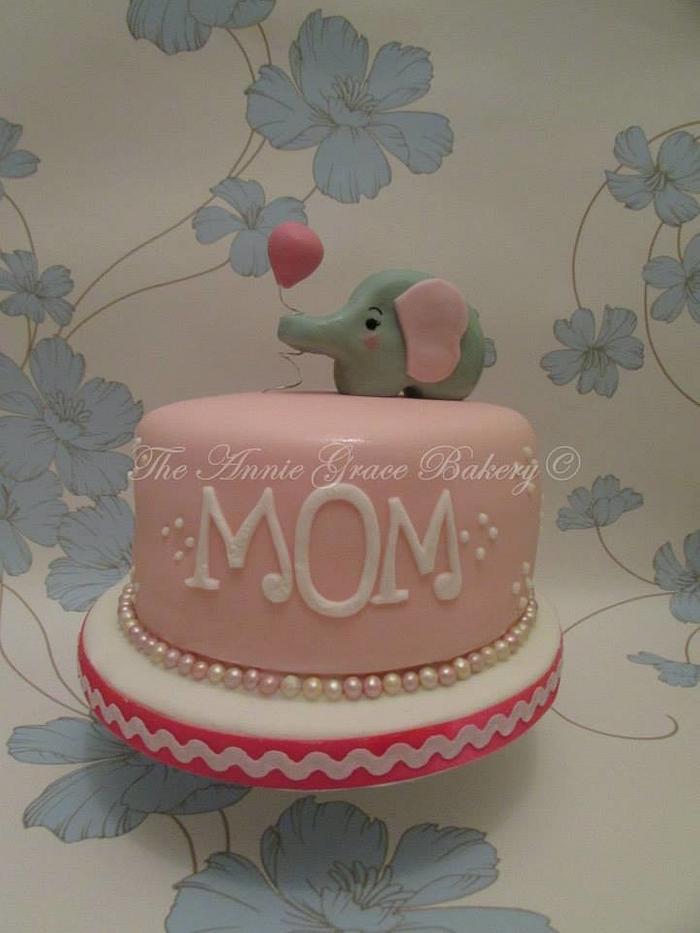 Mothers day cake- Elephant inspired