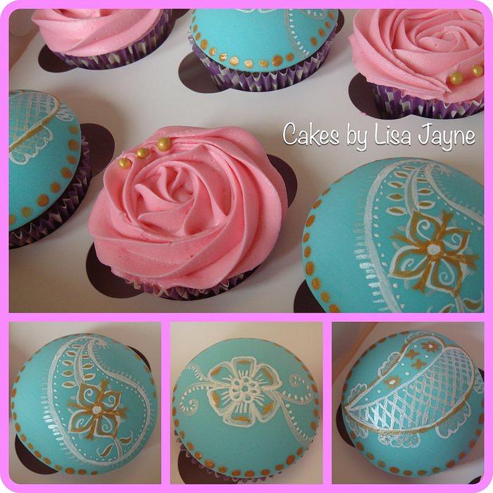 Henna inspired hand painted cupcakes
