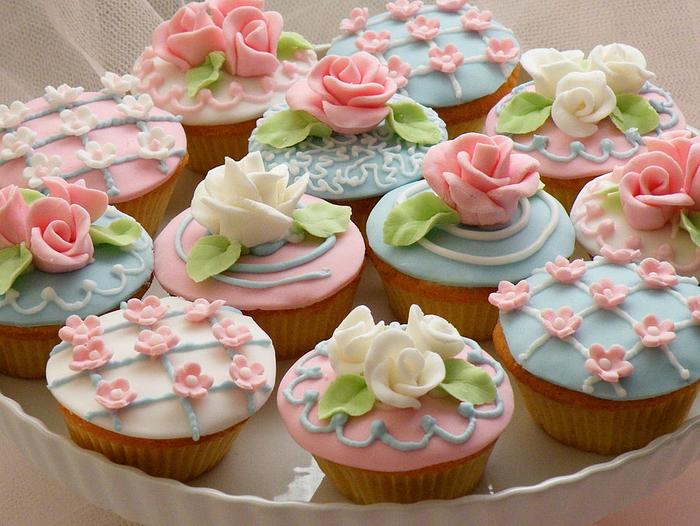Pink and baby blue cupcakes