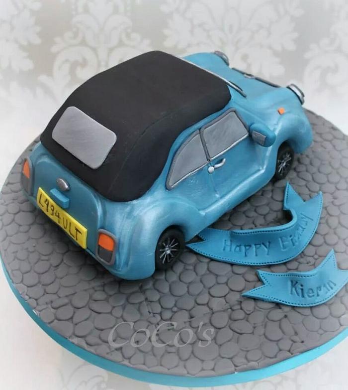 vintage mini car cake 