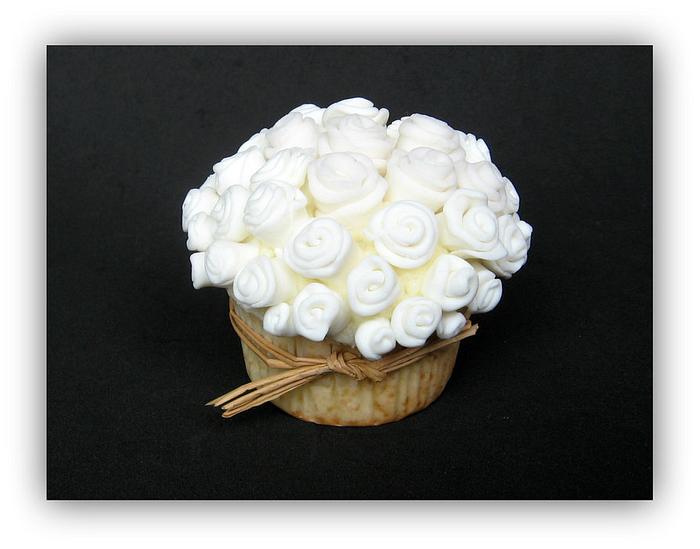 Wedding Bouquet Cupcake
