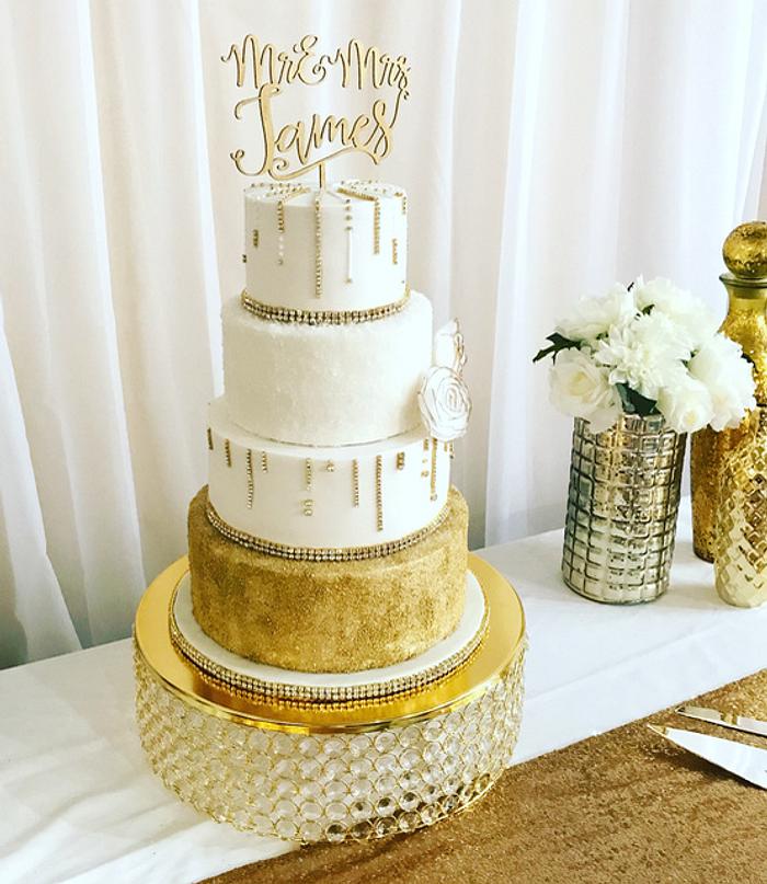 Glitz and Gold Wedding Cake
