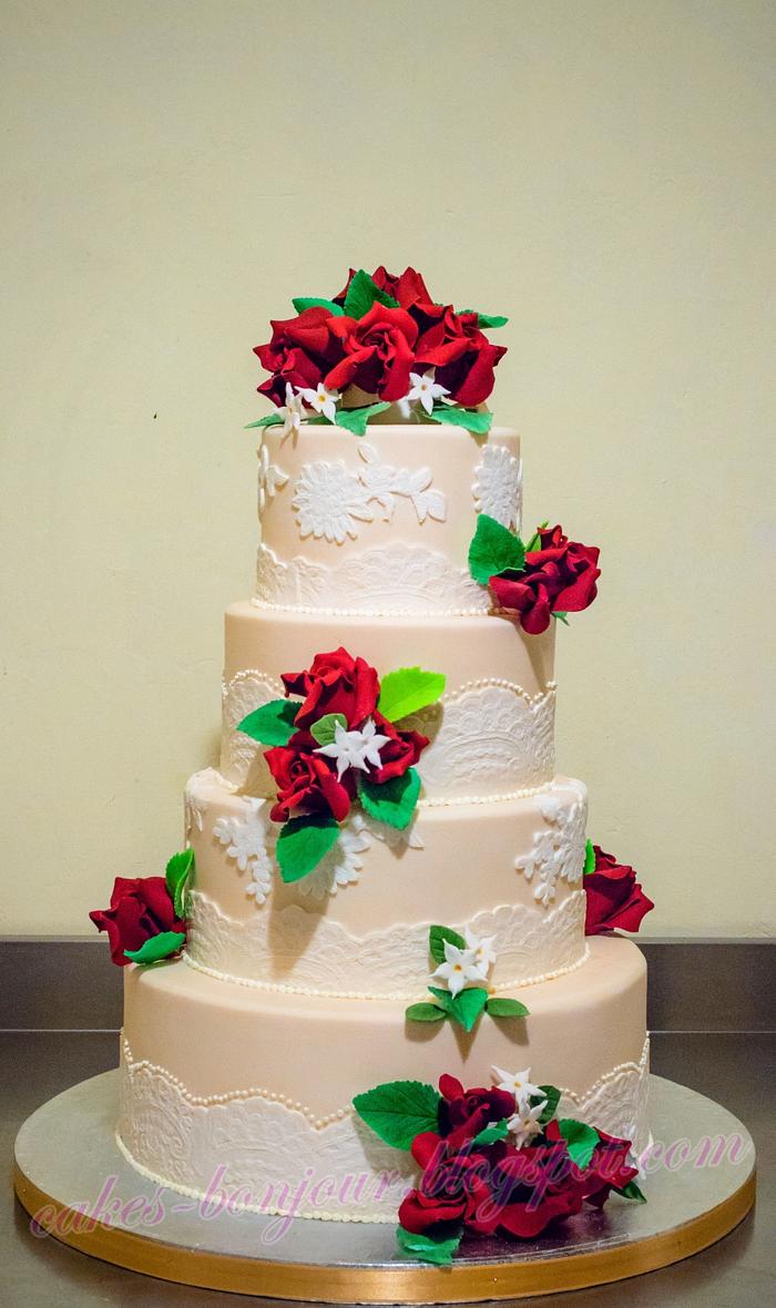 Roses wedding cake.