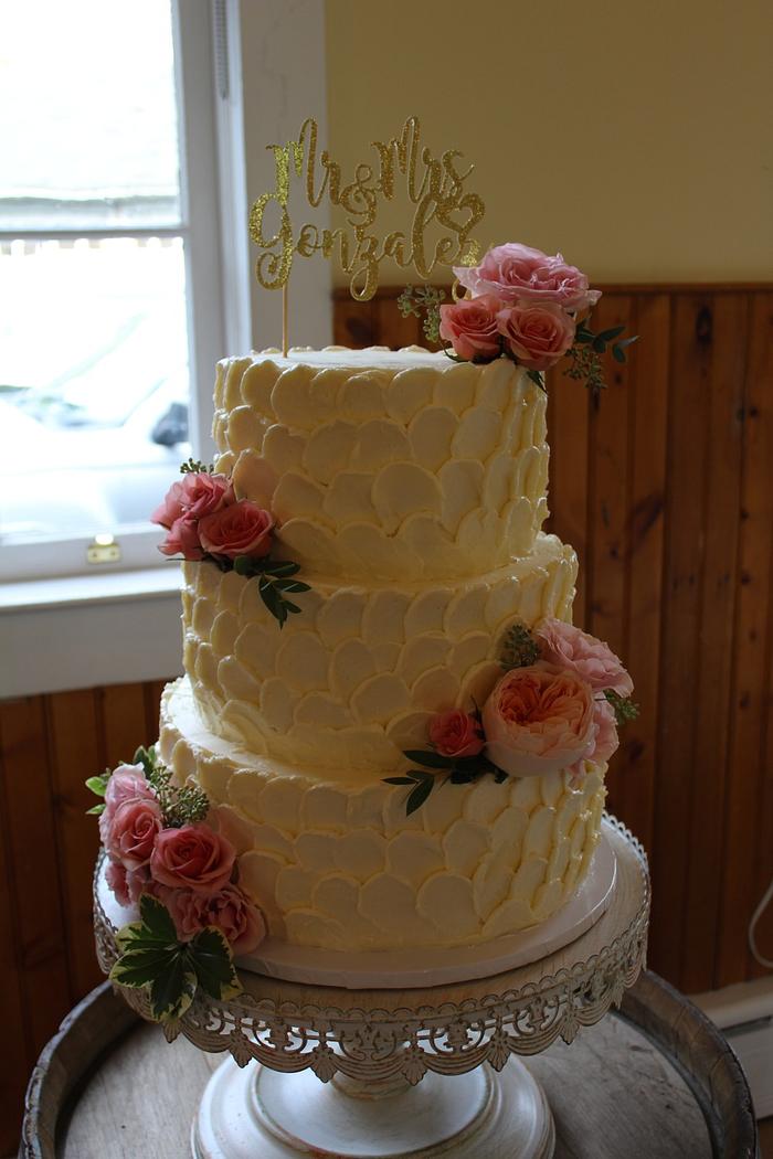 Farm wedding cake