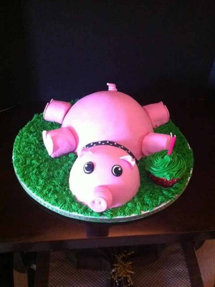 3D Piggy Cake