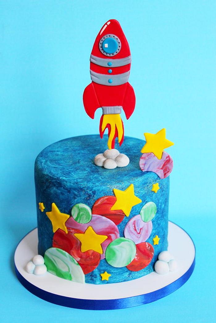 Rocket Cake for a Space Party : Toddler Tuesdays - Hezzi-D's Books and Cooks