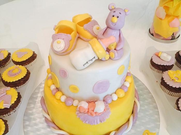 Baby Shower cake and cupcakes