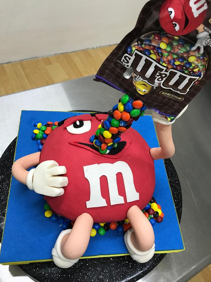 M&M fondant cake