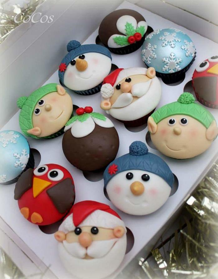 Christmas themed cupcakes 