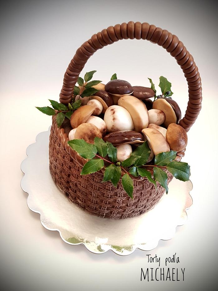 Basket cake with mushrooms