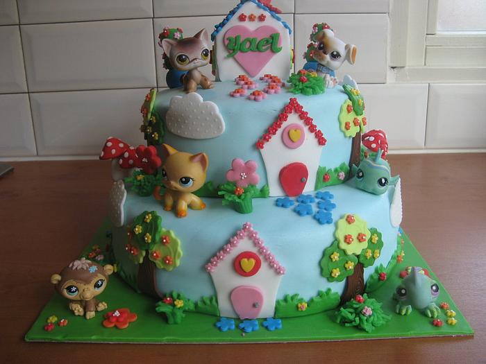 Little petshop birthday cake