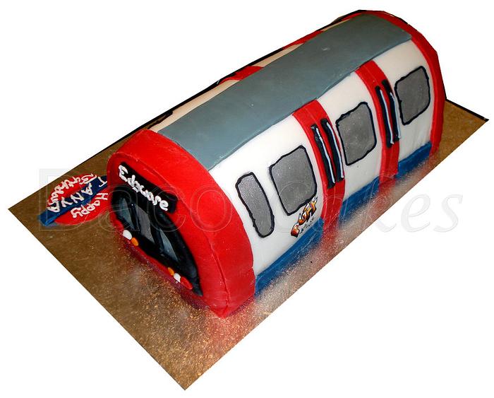 Nothern Line Train Cake