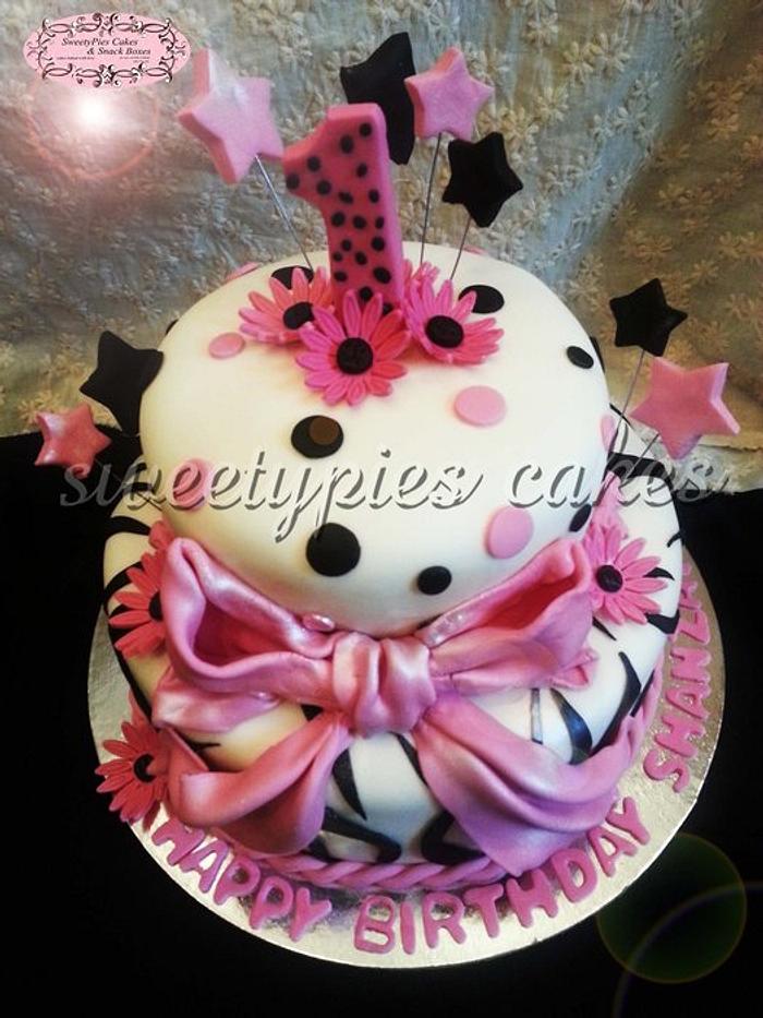 Pink cake