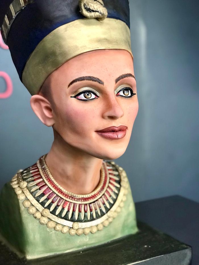 Nefertiti Bust Cake ‘Egypt Land of Mystery Collabration’