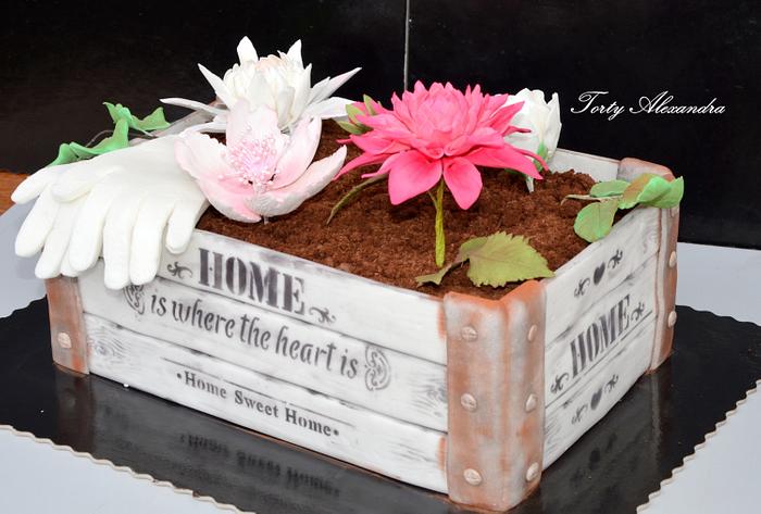 Vintage box cake with flowers