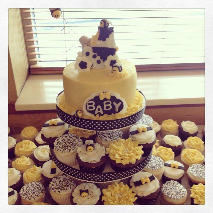 ba~bee shower cupcake tier with custom fondant decorations and matching cupcake bouquets