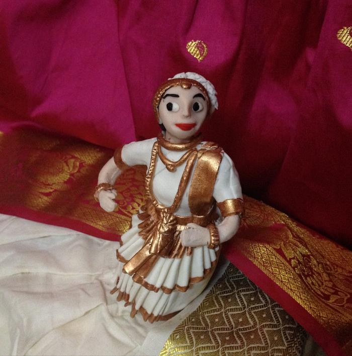 Mohinniattam folk dance doll cake 