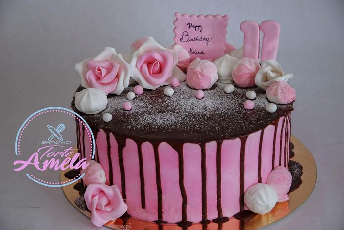 Pink roses drip cake