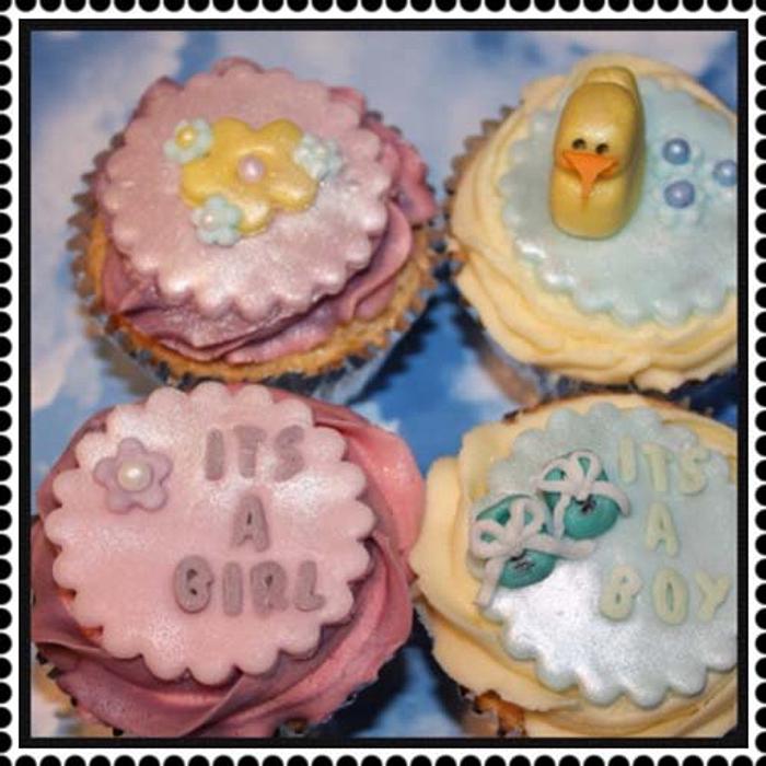 Baby show cupcakes 
