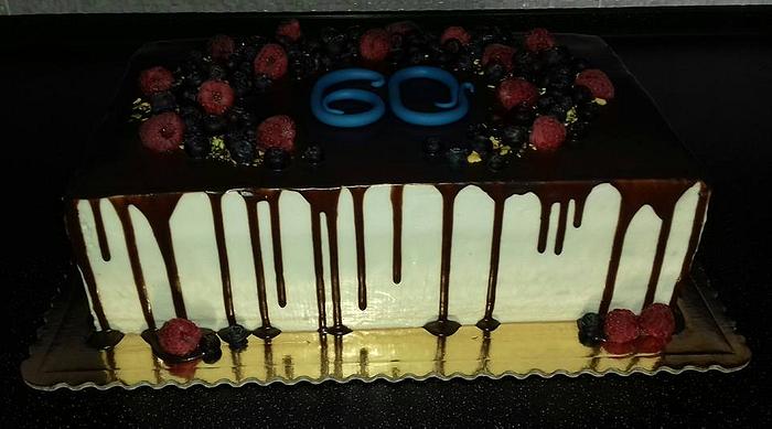 chocolate drip cake 