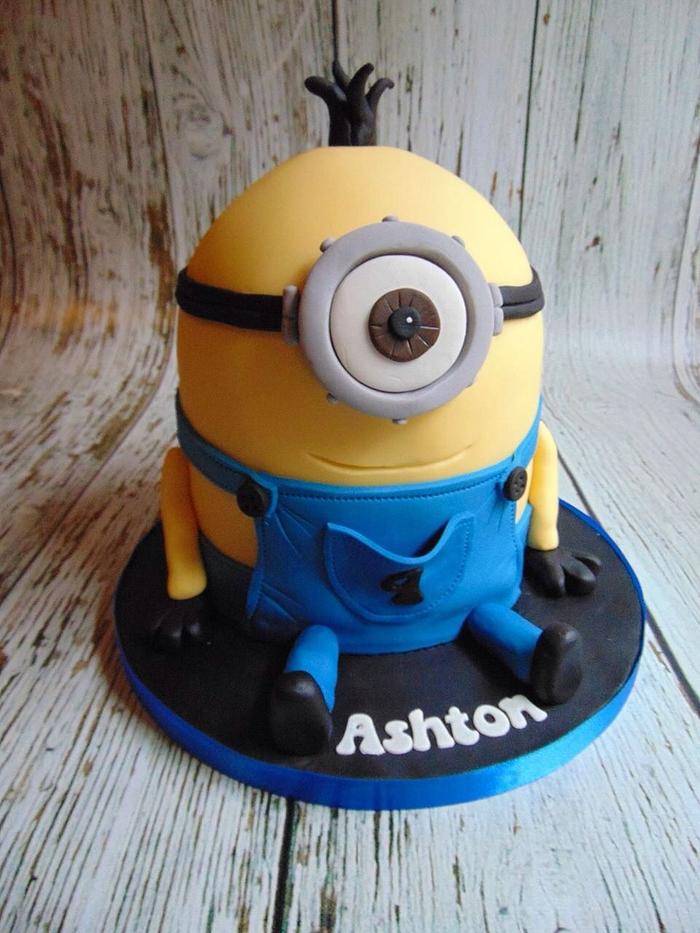 Minion - Decorated Cake by For the love of cake (Laylah - CakesDecor