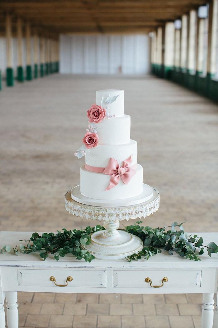 White wedding cake with sparkles