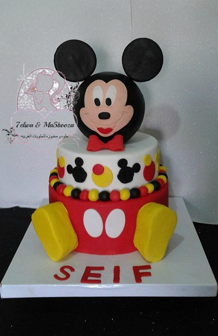 Mickey Mouse cake 