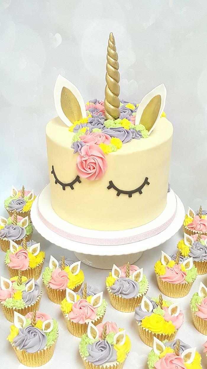 Unicorn cake and cupcakes 