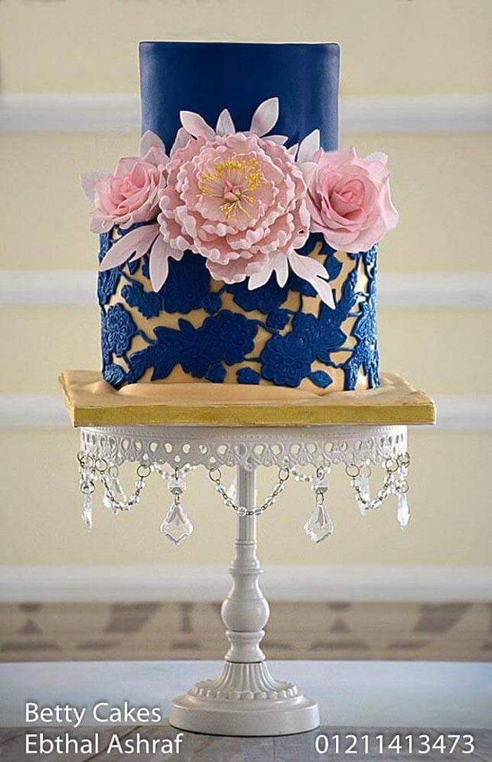 Blue gold wedding cake 