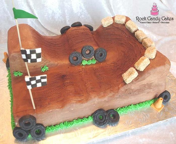 Coolest Homemade Race Track Cake Ideas and Decorating Techniques | Race track  cake, Cars birthday cake, Cake