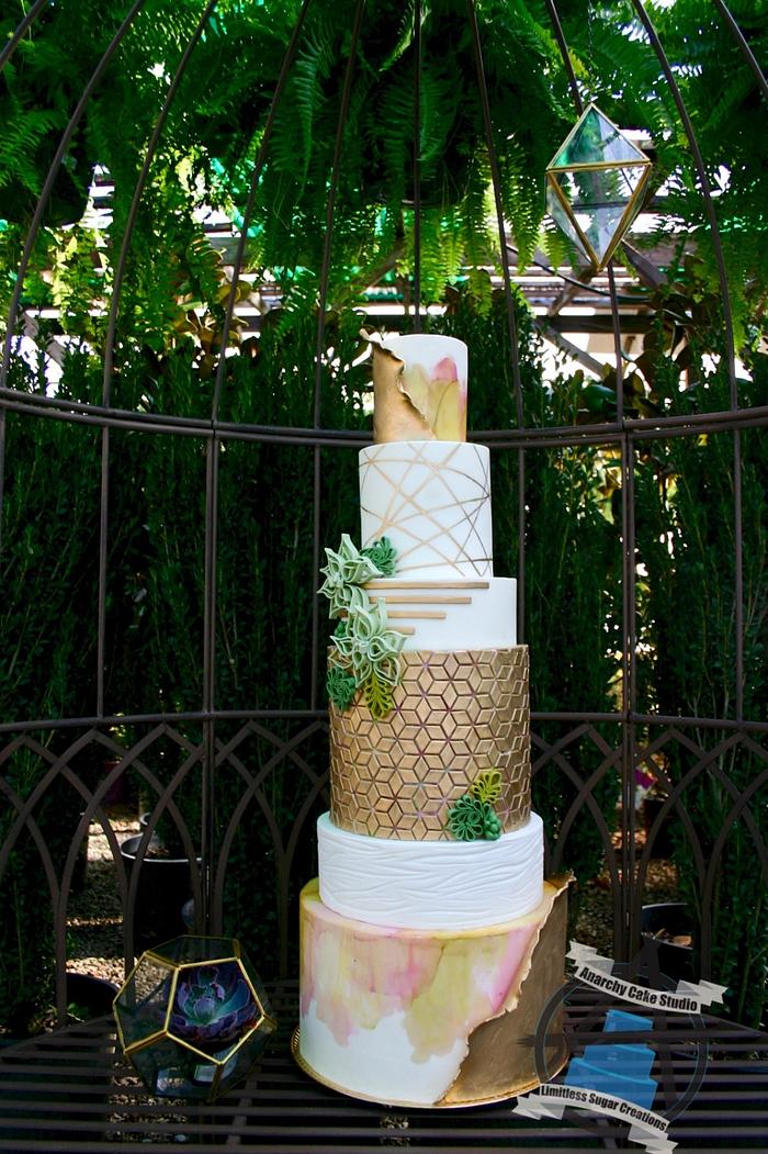 Trendy succulent wedding cake 