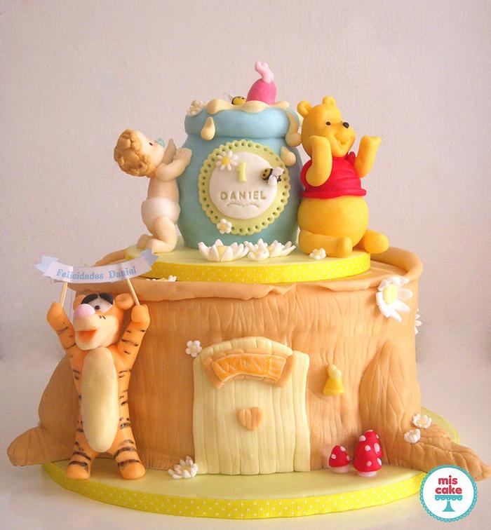 Cake "Winnie de Poohh and friends"