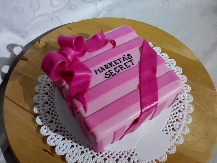 Secret cake box