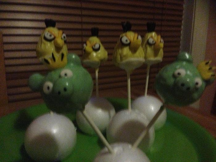 angry birds cake pops