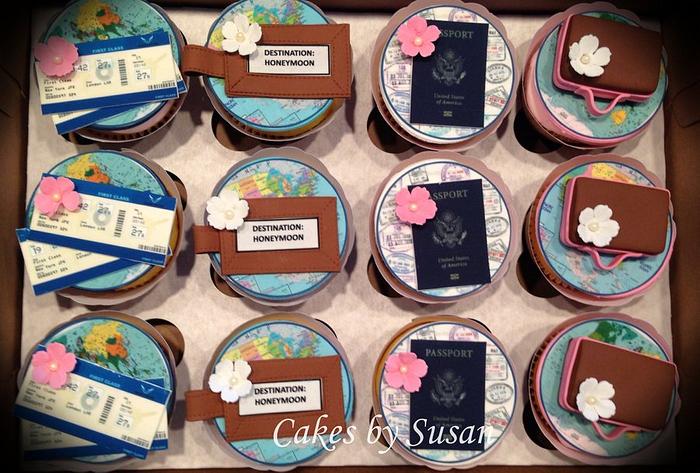 Traveling themed cupcakes