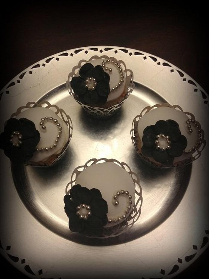 Wedding Bling Cupcakes