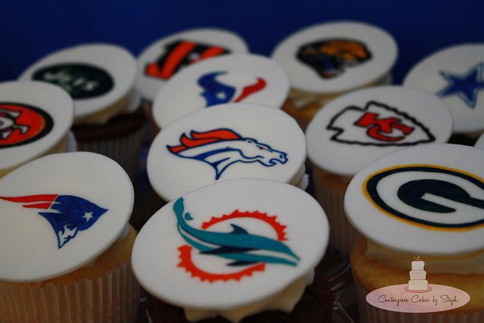 Hand Painted NFL Cupcakes!