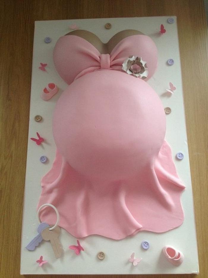 Baby shower tummy cake