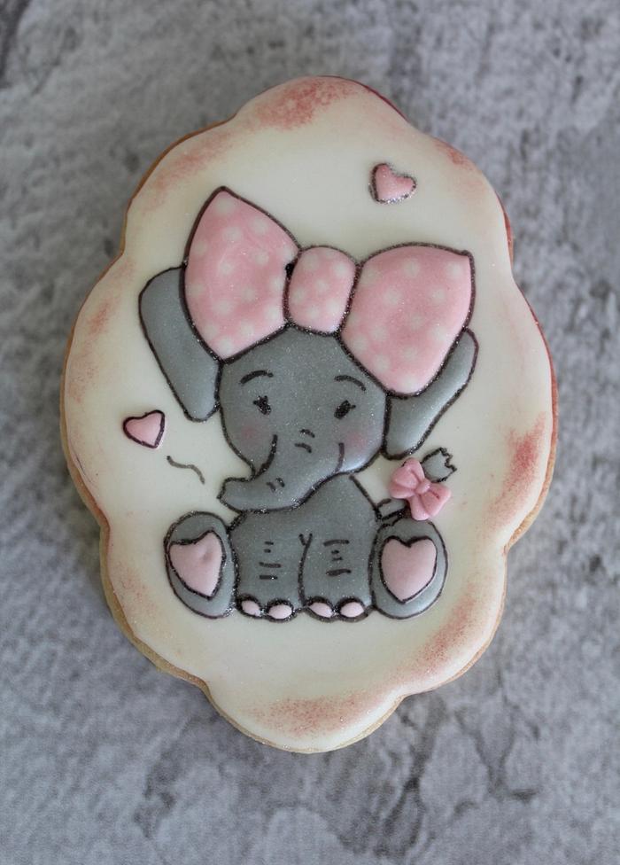 Baby elephant cookie