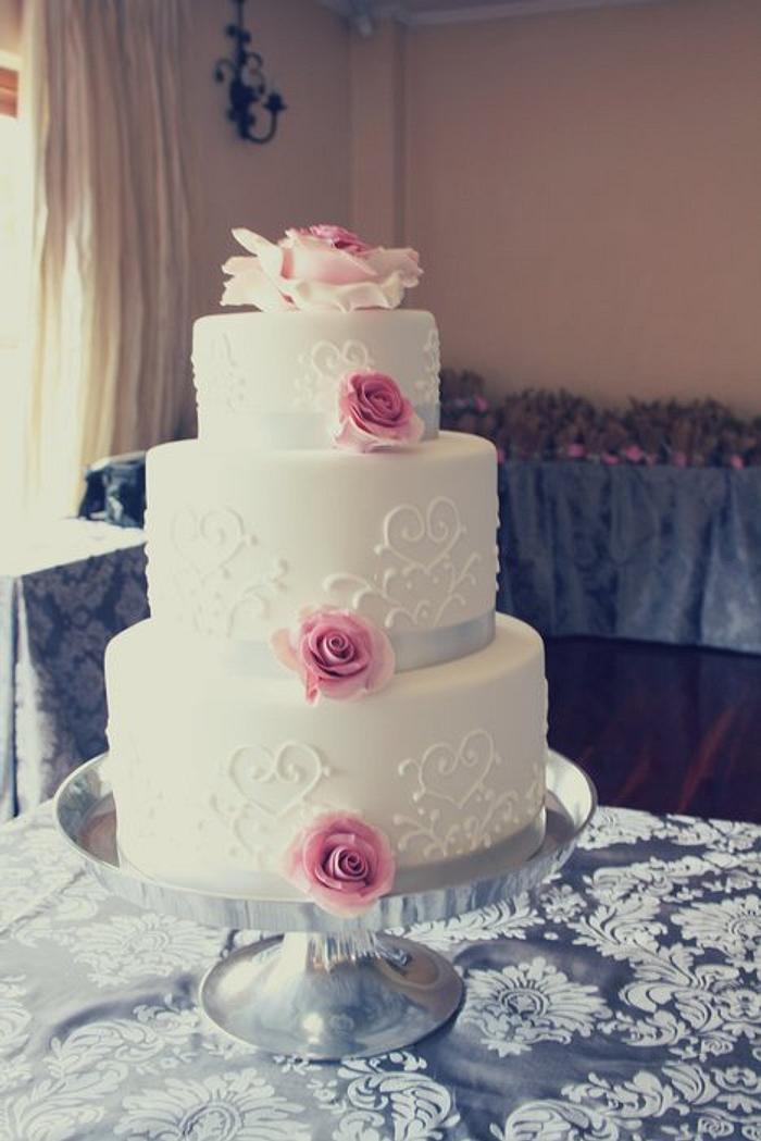 Wedding cake silver and dusty pink