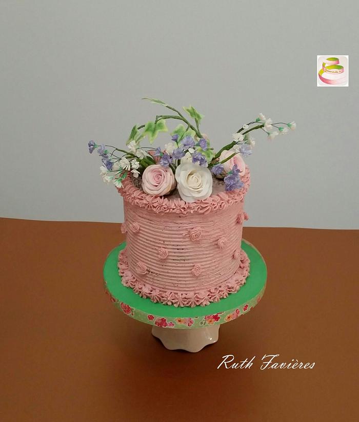 Flowers cream cake