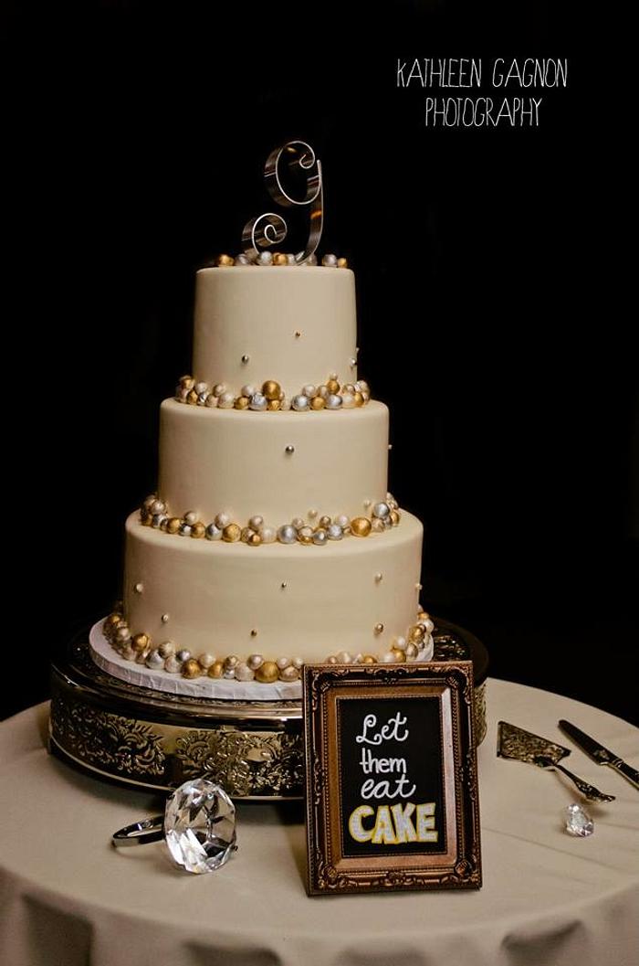 Silver and gold pearl wedding cake
